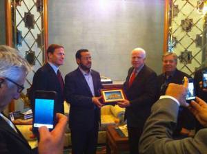 abdelhadi-con-mccain